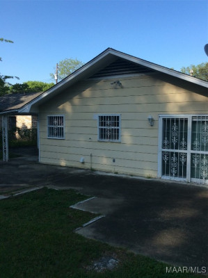 3222 Santee Drive