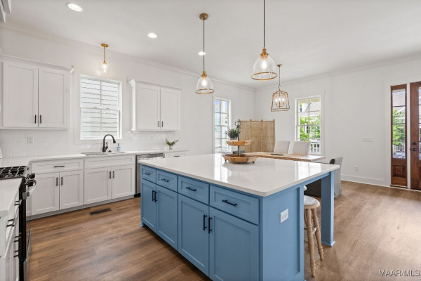255 Forest Glen Drive