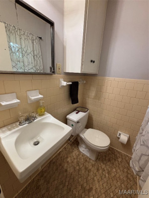 5813 Wares Ferry Road