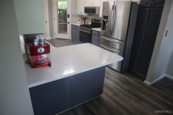 7282 Greenfield Road