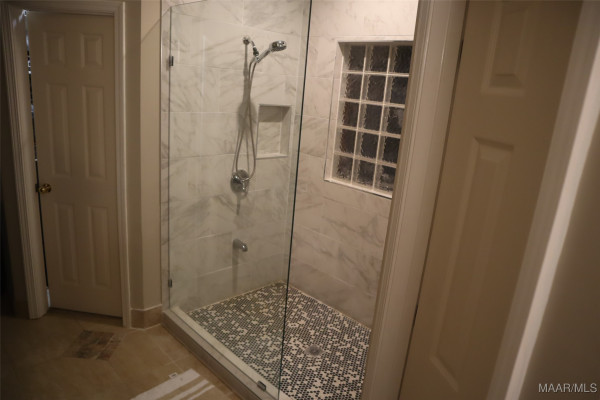 7282 Greenfield Road