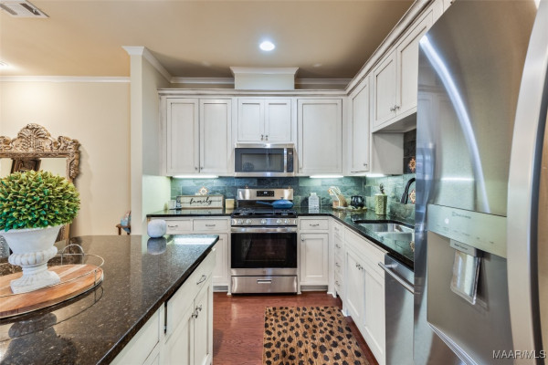 105 Bell Parkway