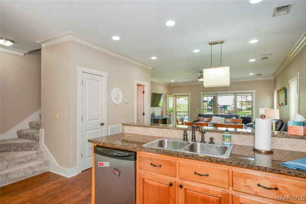 299 Fern Road