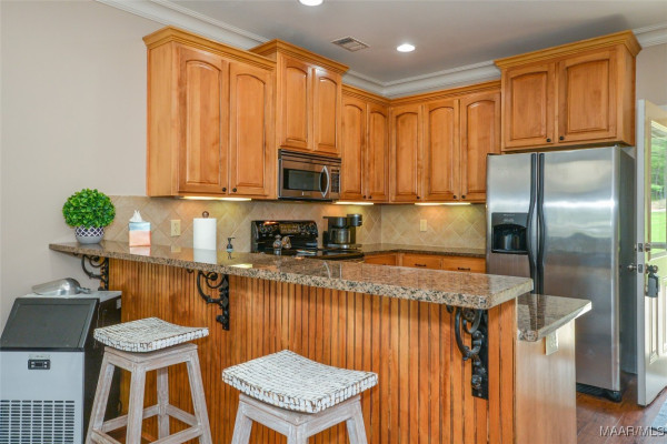 299 Fern Road