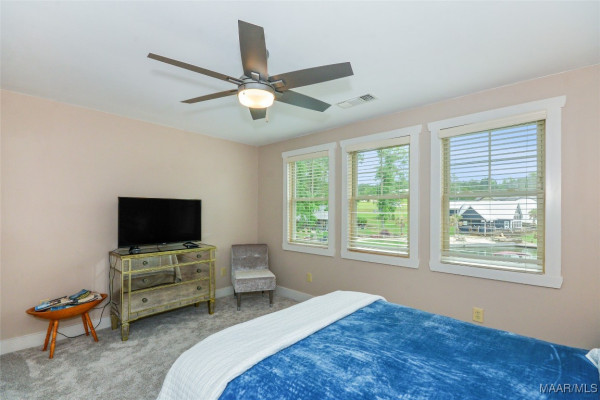 299 Fern Road