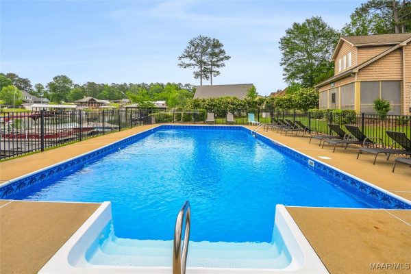 299 Fern Road