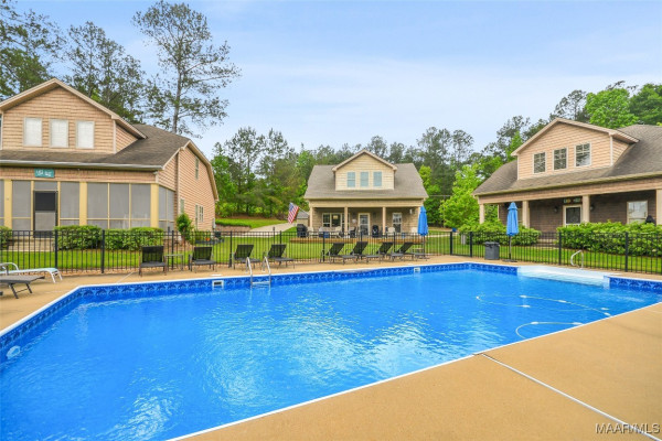 299 Fern Road
