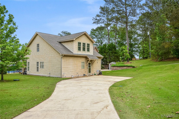299 Fern Road