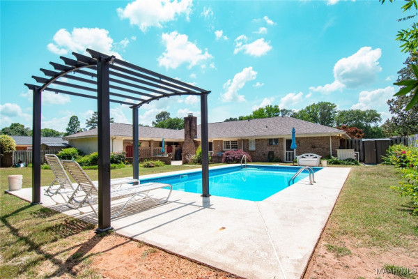 206 Choctaw Drive