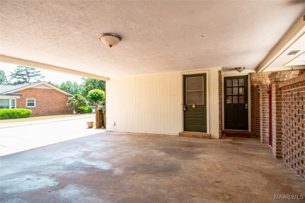 206 Choctaw Drive
