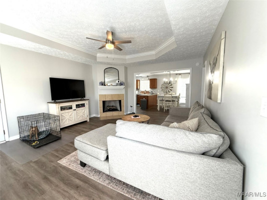 809 COTTAGE Lane