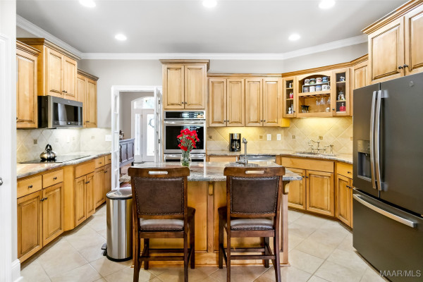 506 WINDING WOOD Drive