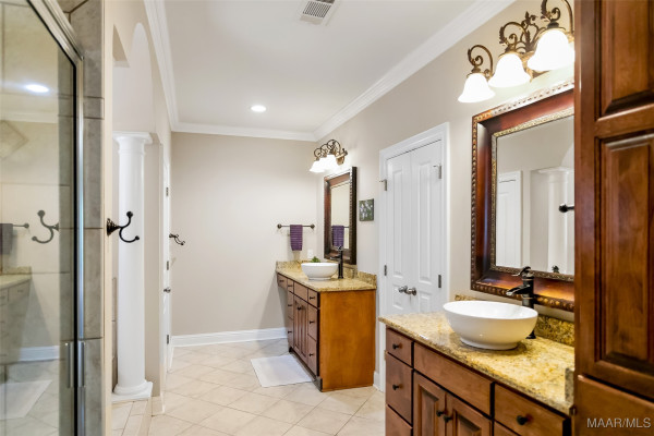 506 WINDING WOOD Drive