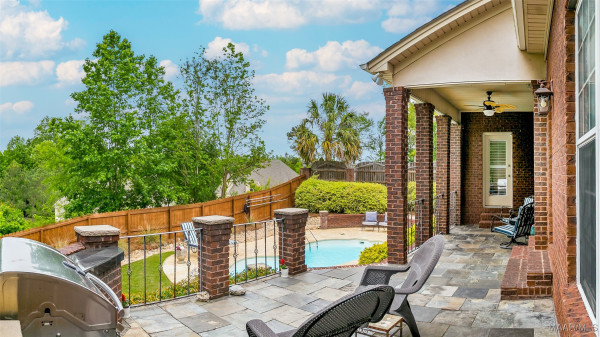 506 WINDING WOOD Drive