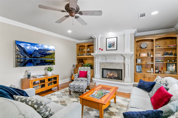 506 WINDING WOOD Drive