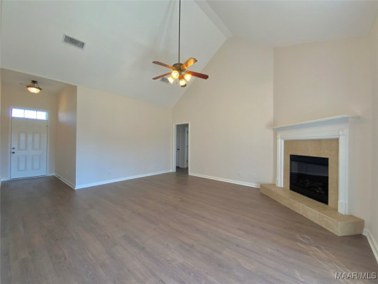 2009 VONICA ROSE Street