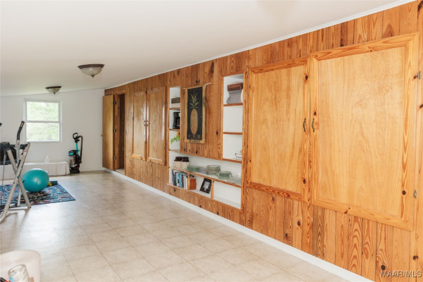 2755 Cherokee Trail