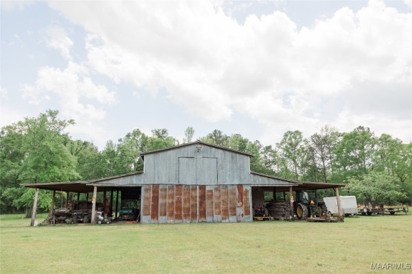 2755 Cherokee Trail