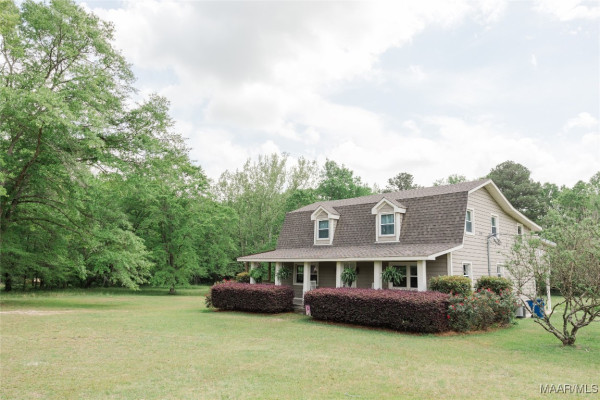 2755 Cherokee Trail