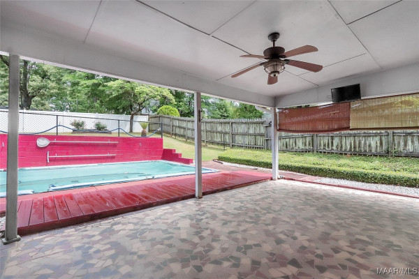 1332 PINE RIDGE Road