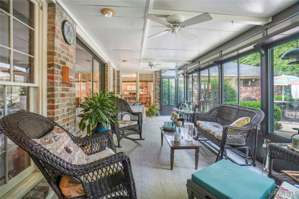 380 HILLABEE Drive