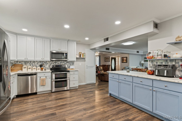 422 Foxhall Road