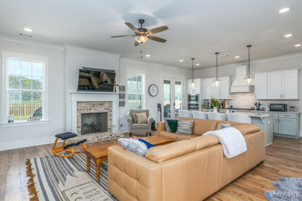 8307 Young Crossing