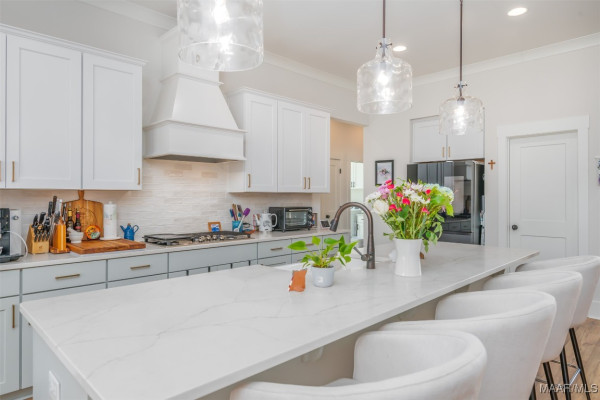 8307 Young Crossing