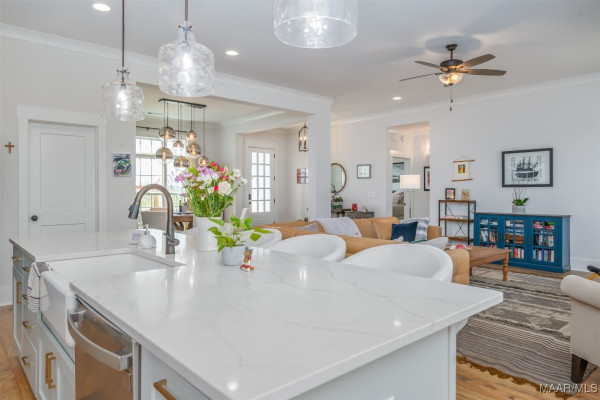 8307 Young Crossing