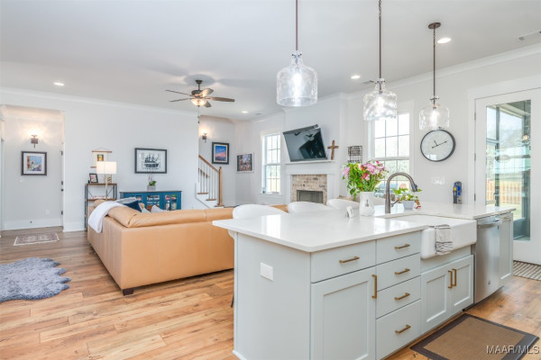 8307 Young Crossing