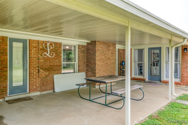 4036 Ray Drive