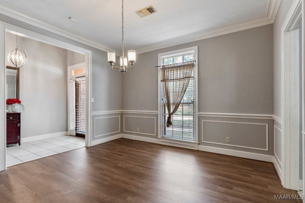 1536 Laurelwood Lane