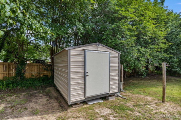 1536 Laurelwood Lane