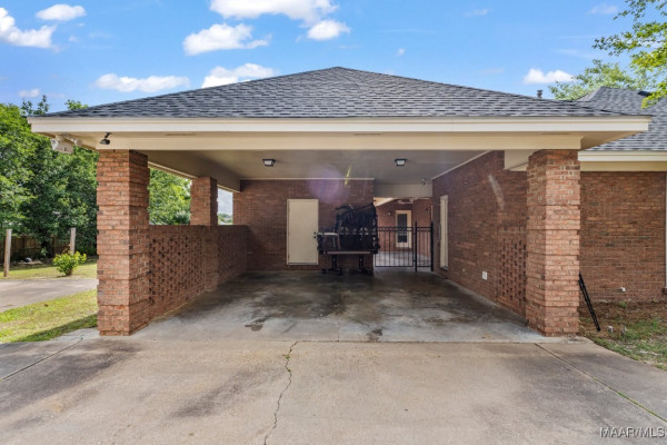 1536 Laurelwood Lane