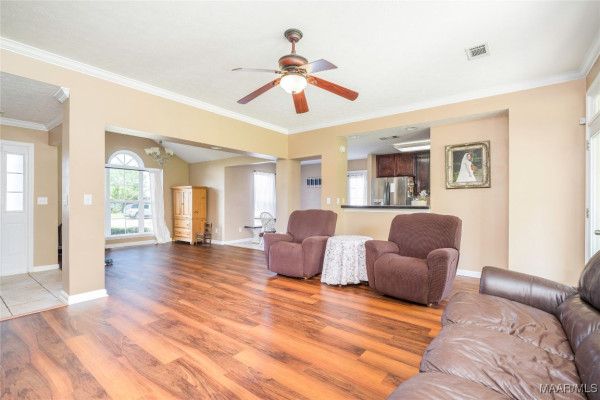 617 Belser Court