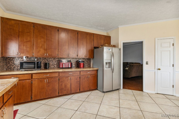 6724 CAROL Court