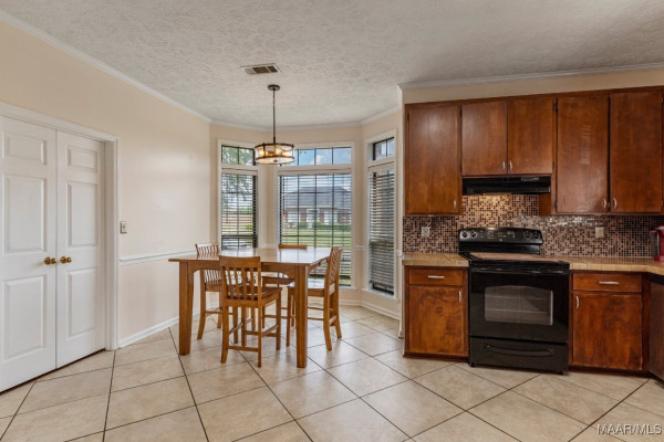 6724 CAROL Court