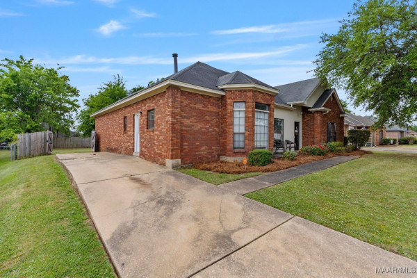 6724 CAROL Court