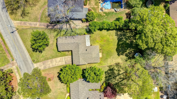 3848 PELZER Avenue