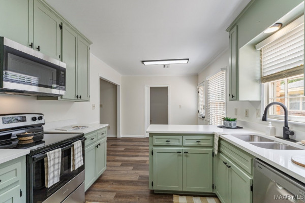 3563 Edgefield Road