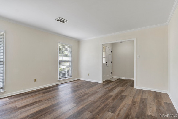 3563 Edgefield Road