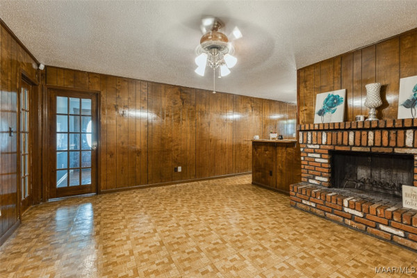 412 Belvoir Drive