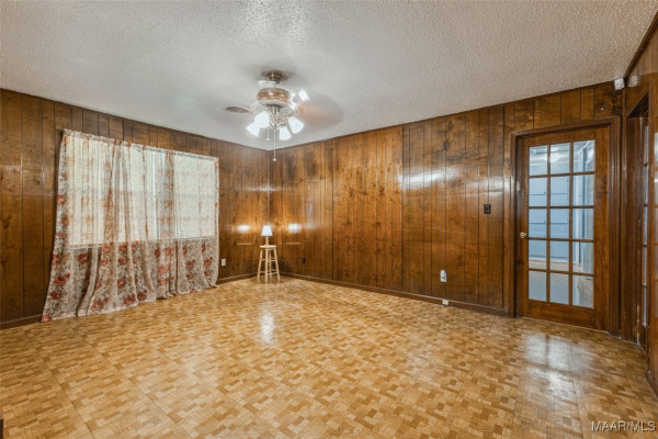 412 Belvoir Drive
