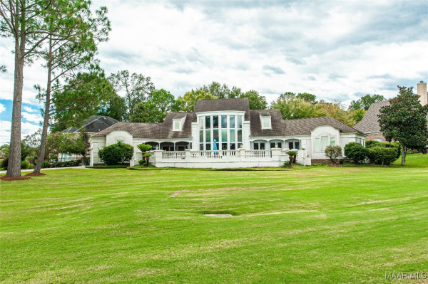 8048 Westchester Place