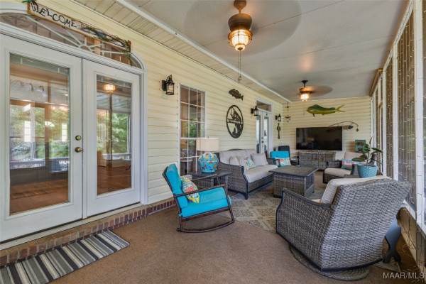 85 GREYSTONE Point