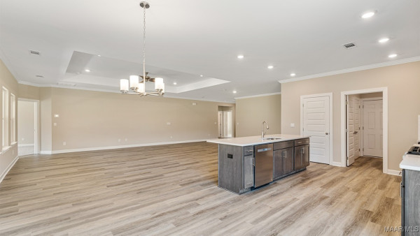 6503 Firefly Lane