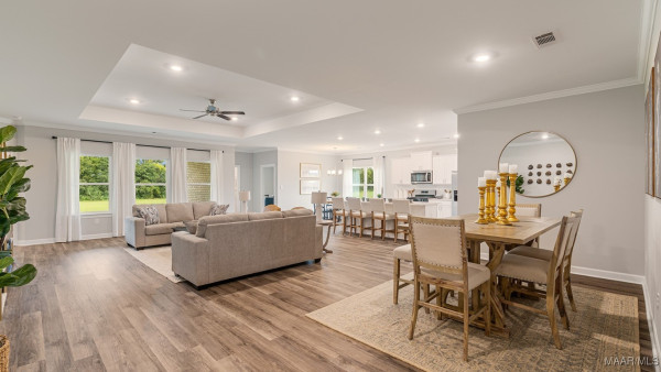 6503 Firefly Lane