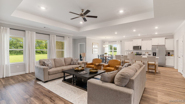 6503 Firefly Lane