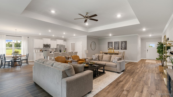 6503 Firefly Lane