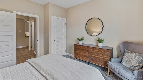 6527 Firefly Lane